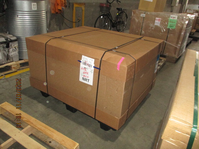米国→日本【エア便】自動車部品